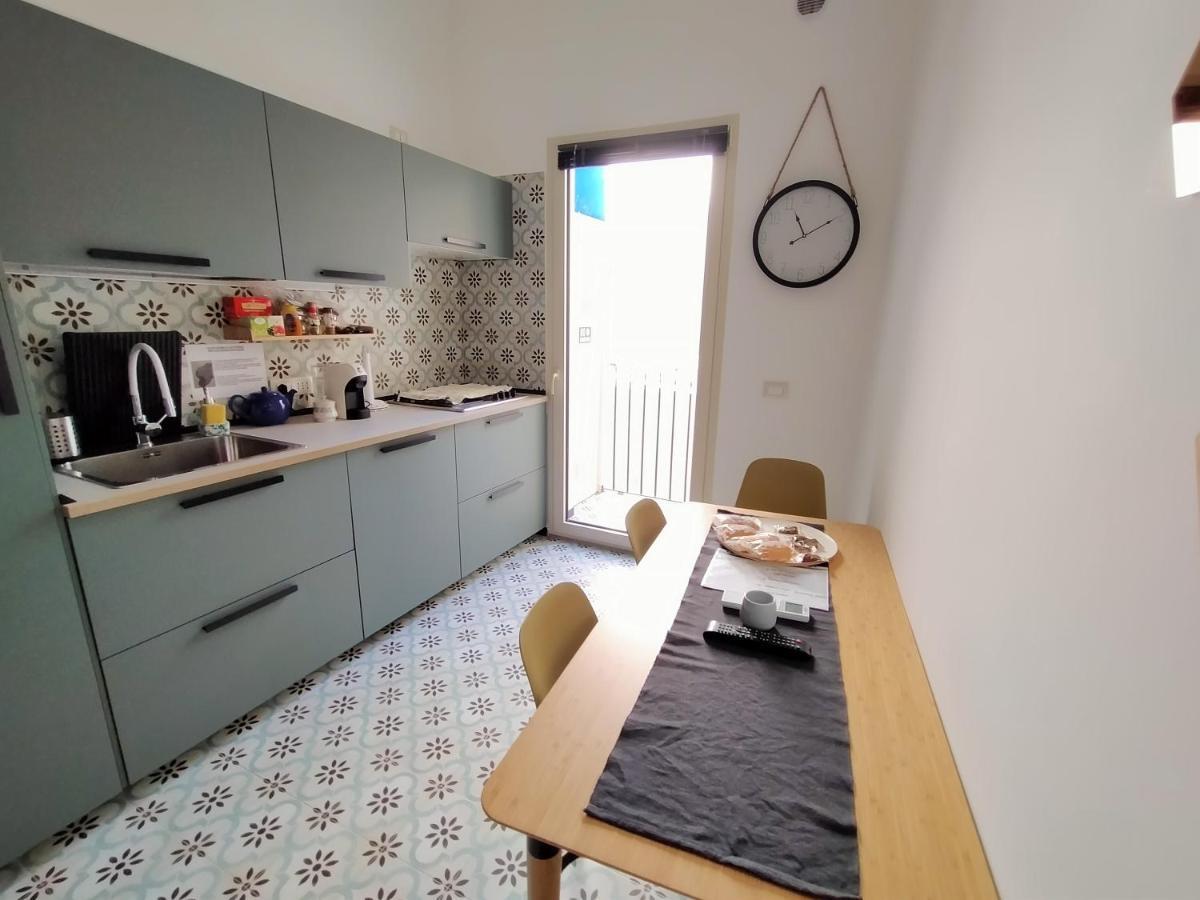 Sonnino Suite Jacuzzi Apartment Bari Dış mekan fotoğraf